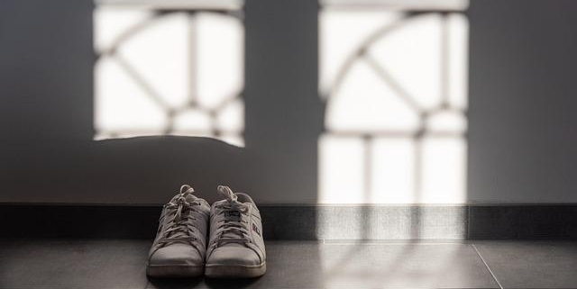 The Role of Footwear in MSK Health: Choosing the Right Shoes